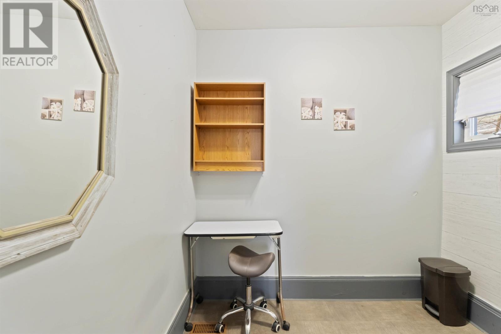 Property 24 of 42 of 19 Birch Street