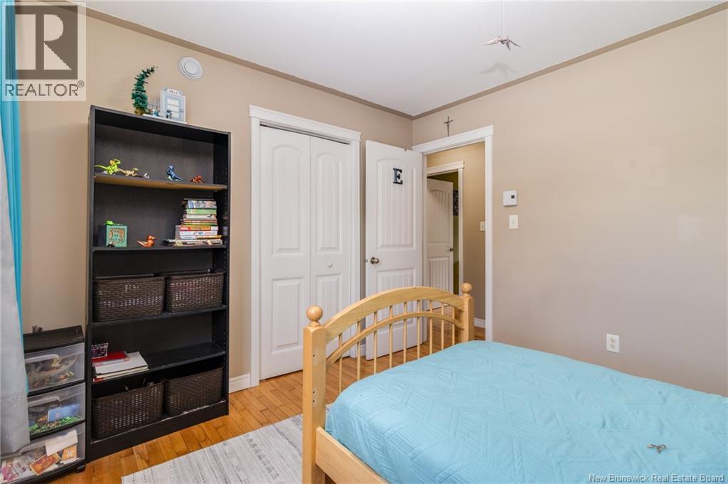 27 BENERIN COURT - 30