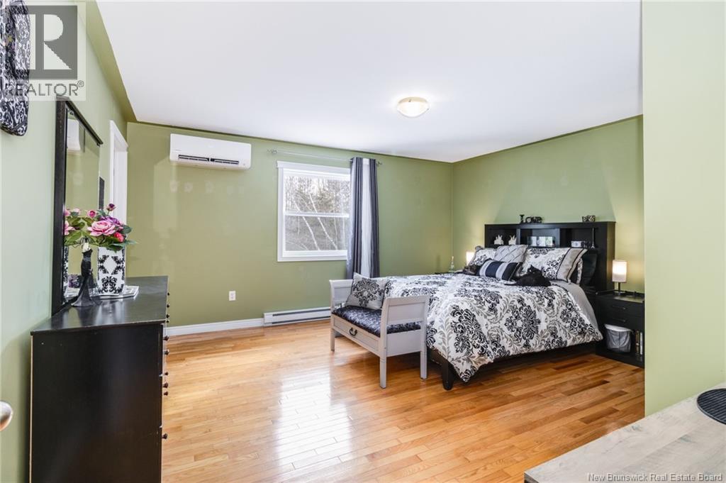 27 BENERIN COURT - 23