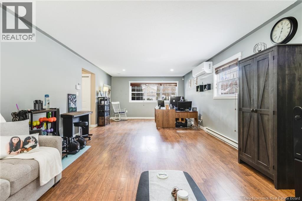 27 BENERIN COURT - 42