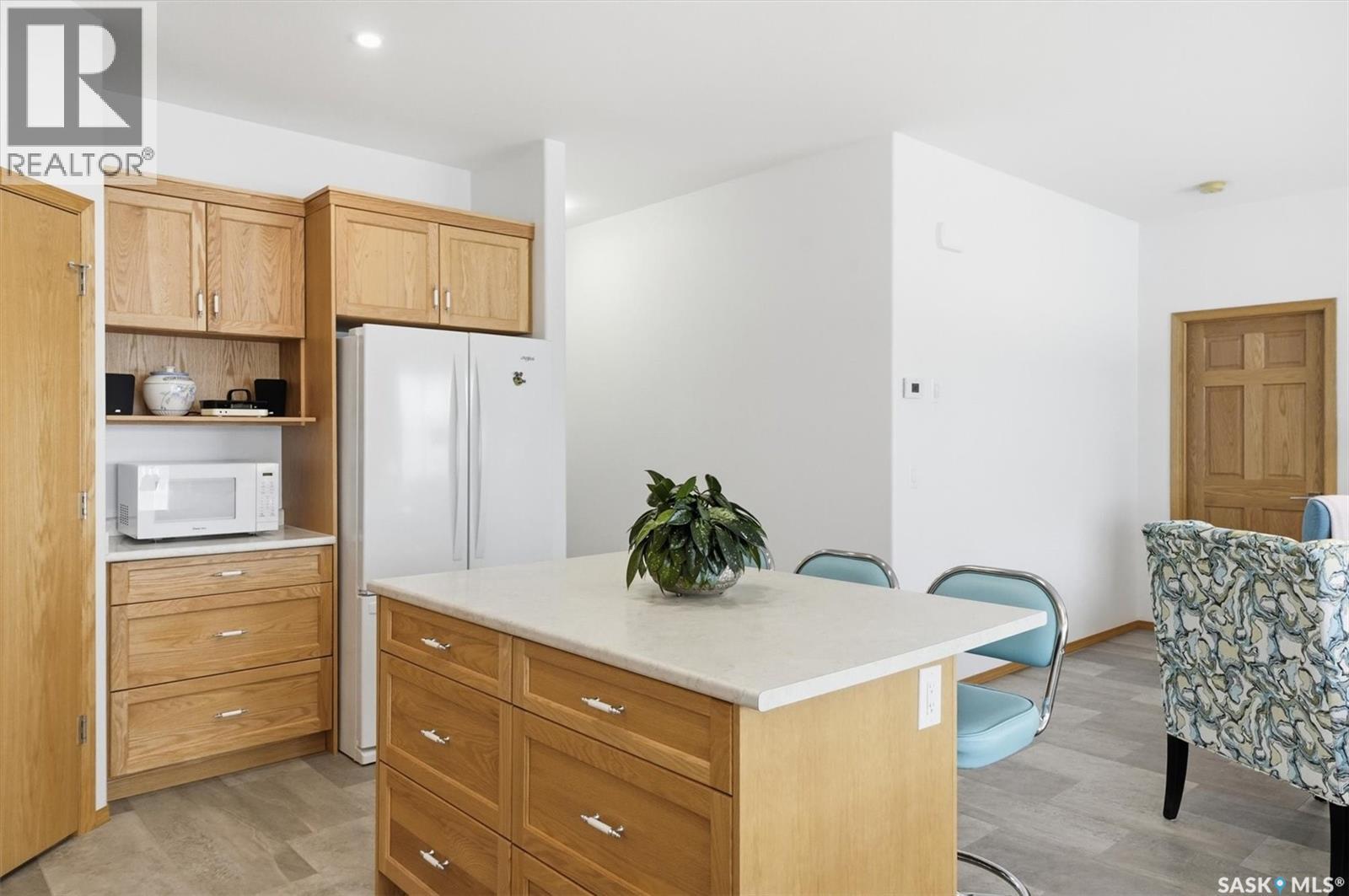 #13 315 OLSON LANE W - 11