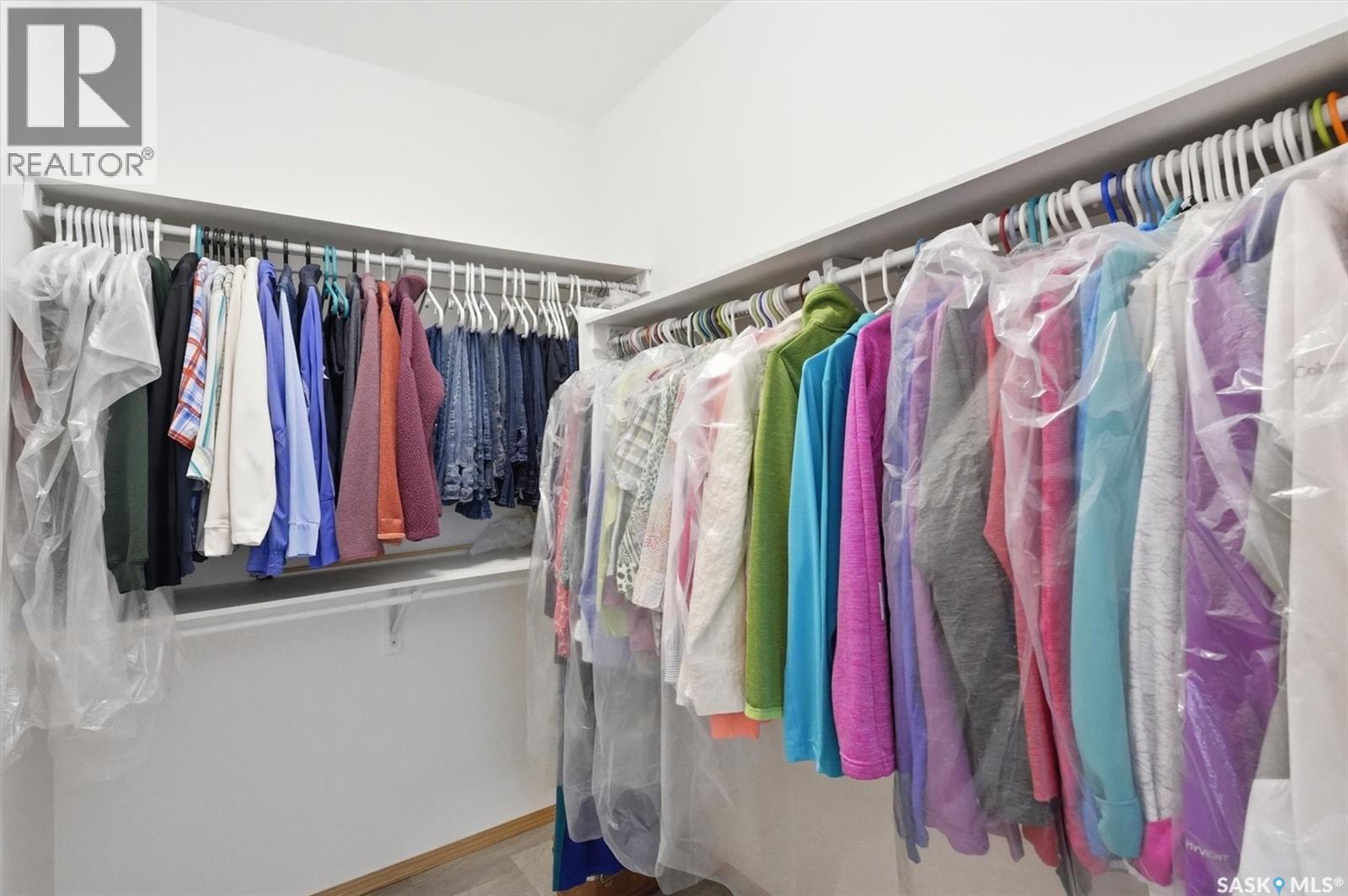 #13 315 OLSON LANE W - 25