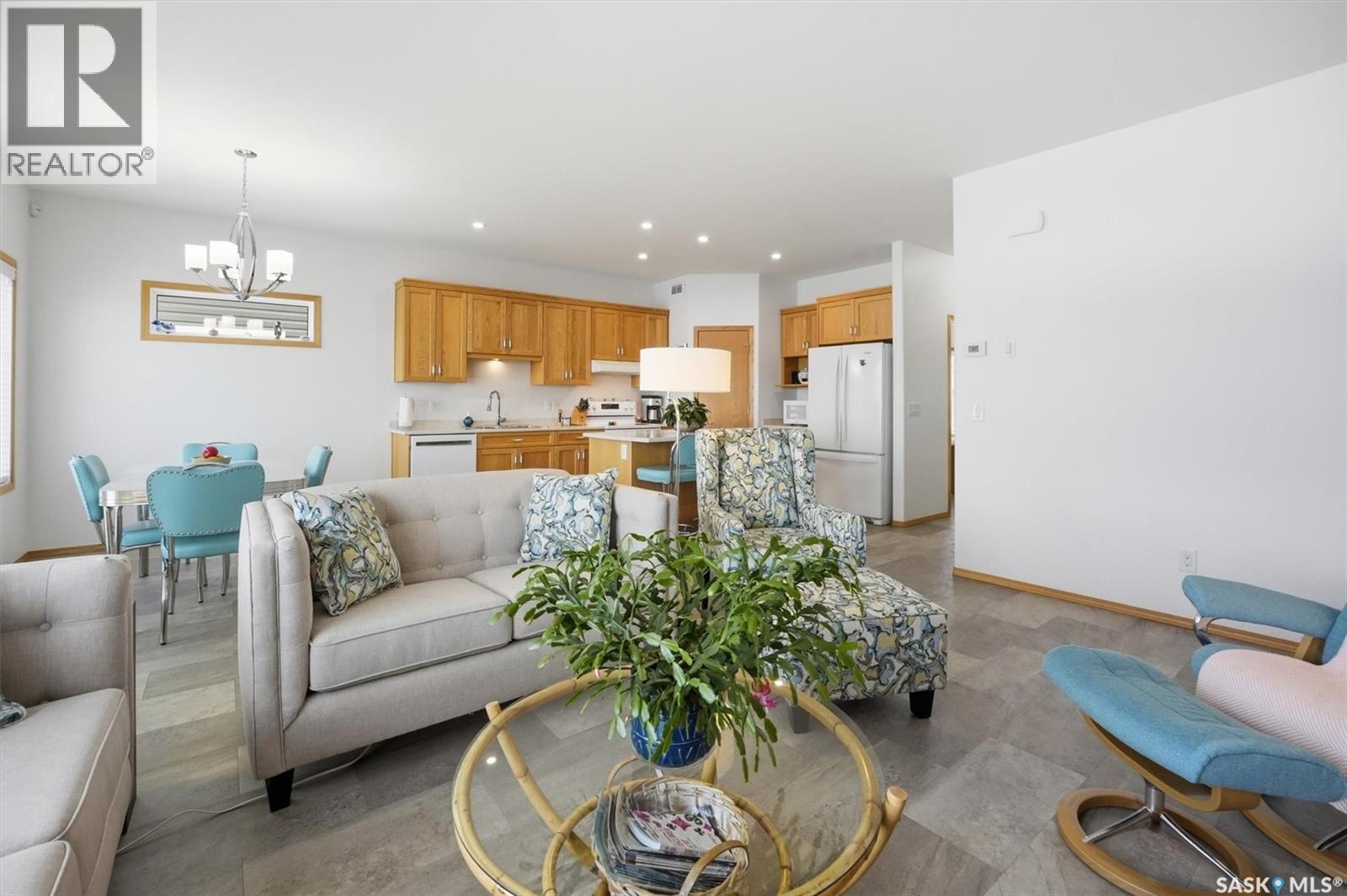 #13 315 OLSON LANE W - 6