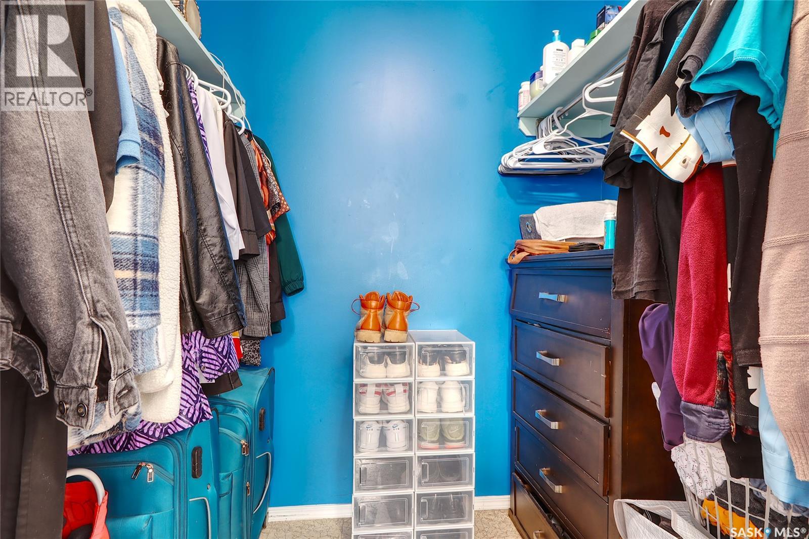 #4160 CASTLE ROAD - 16