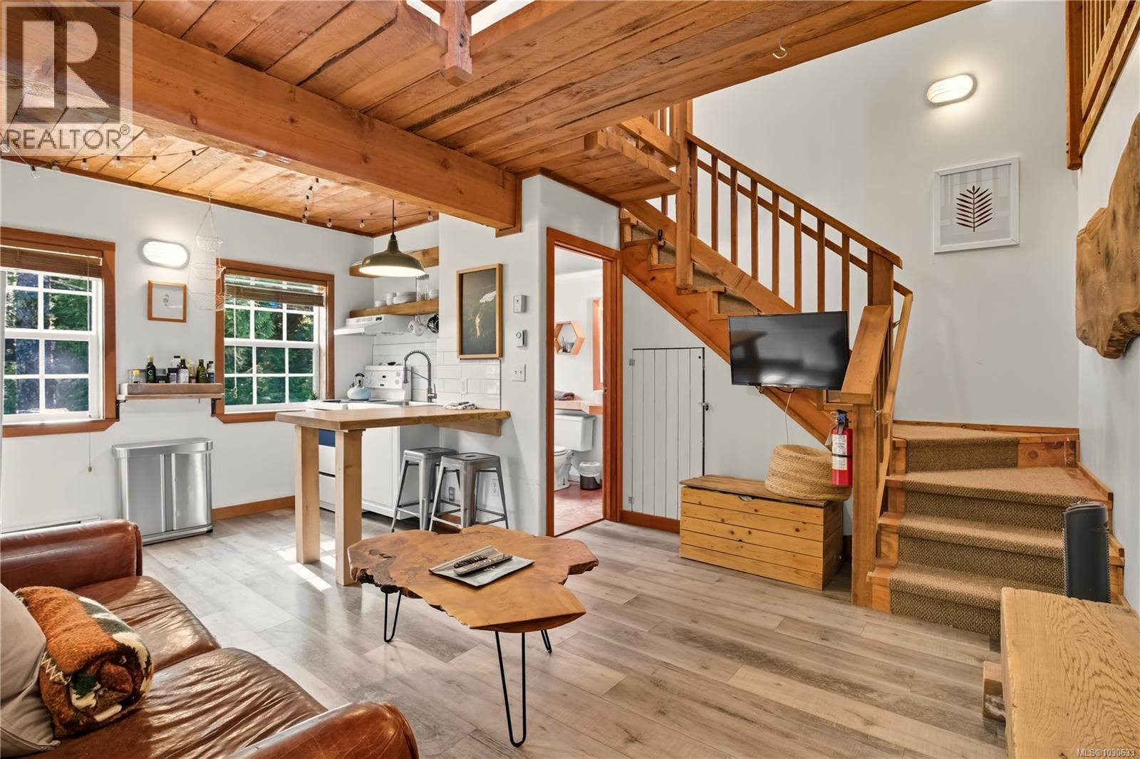 #19 1002 Peninsula Rd - 4