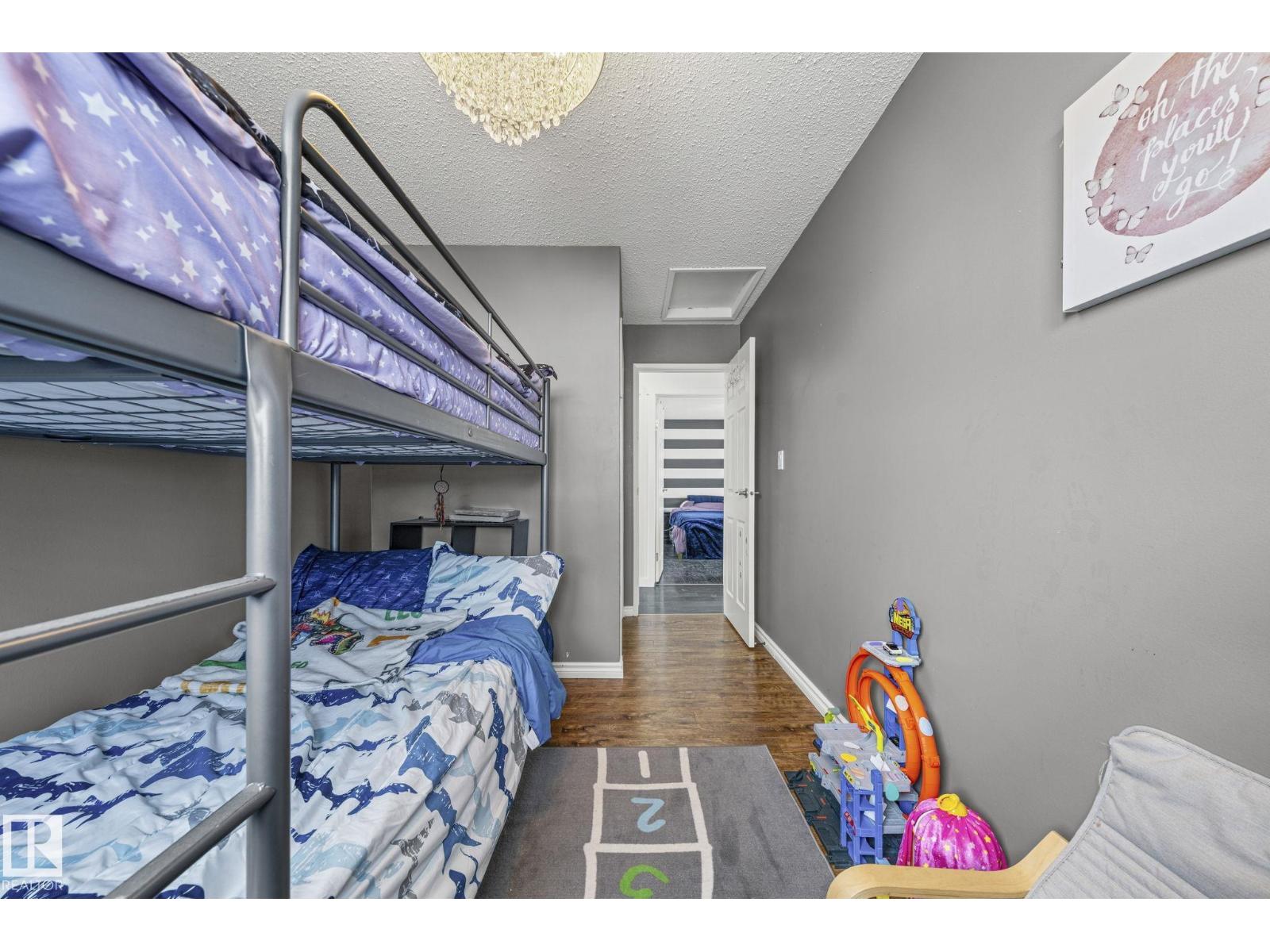 115 Warwick RD NW, Edmonton