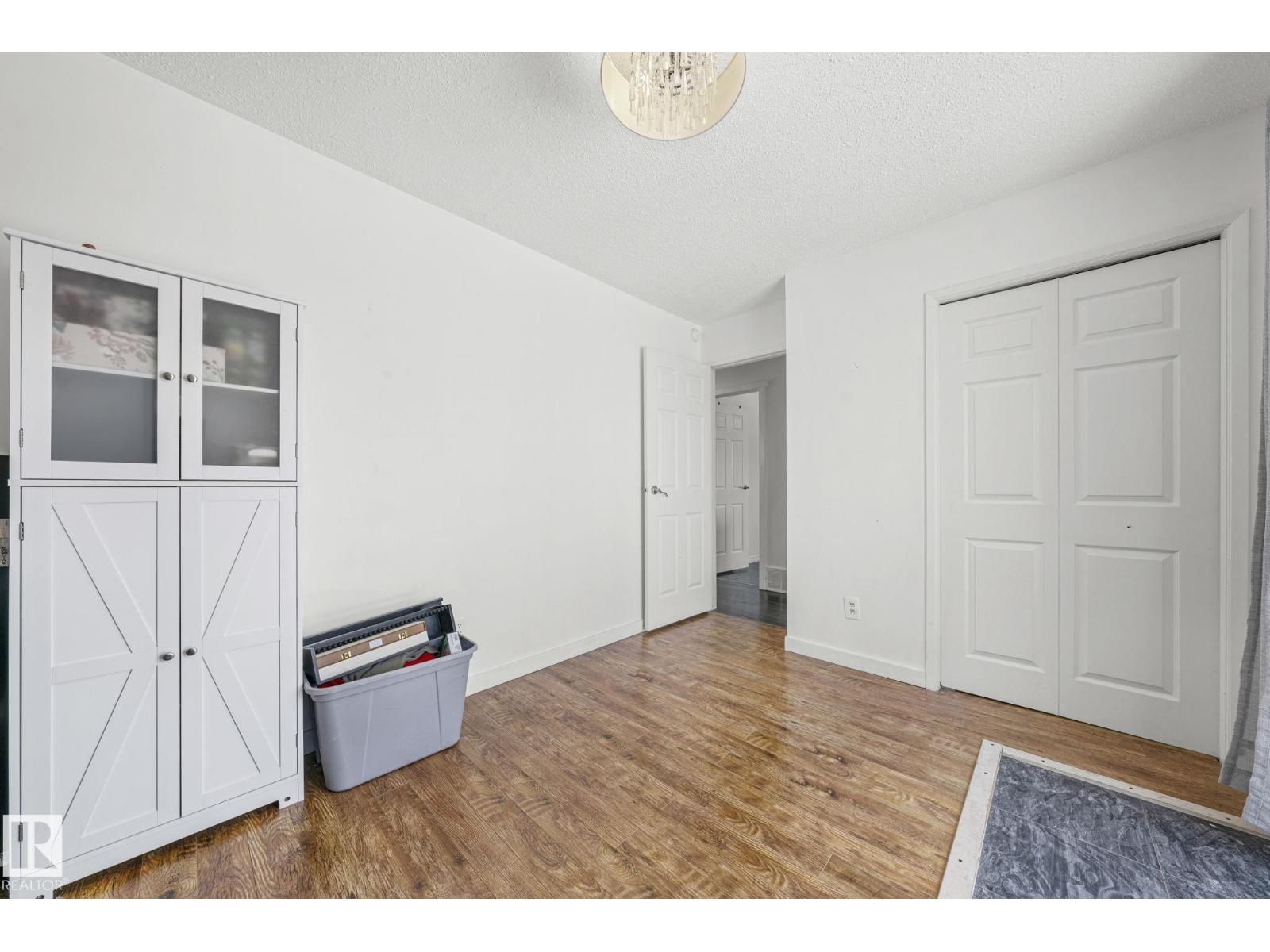 115 Warwick RD NW, Edmonton