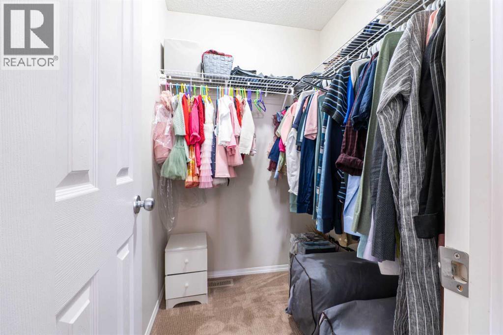 Single Family House for Sale in  Country Village Manor NE Country Hills Village Calgary 