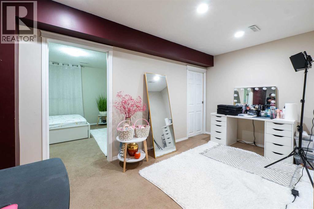 Single Family House for Sale in  Country Village Manor NE Country Hills Village Calgary 