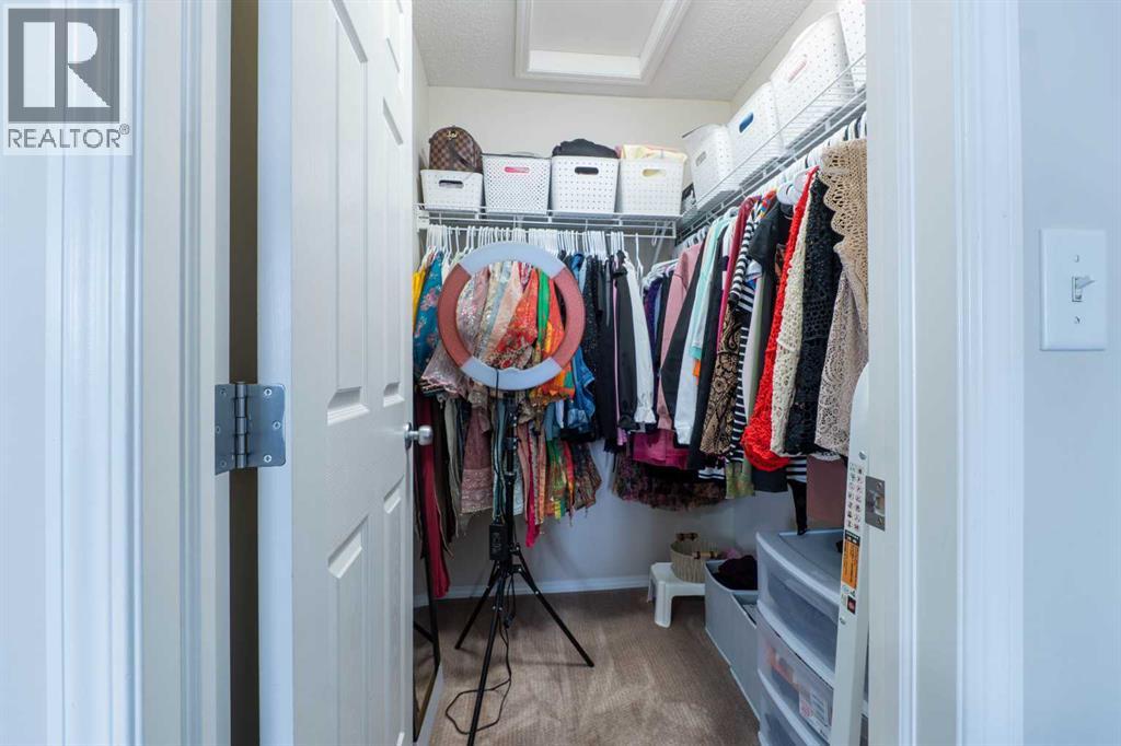 Single Family House for Sale in  Country Village Manor NE Country Hills Village Calgary 