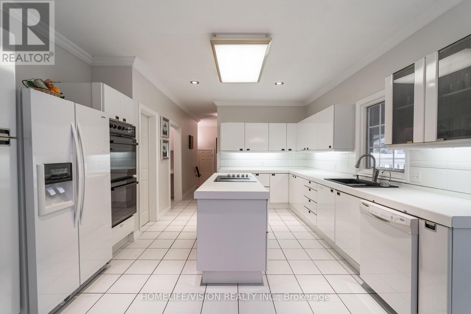 15 DAFFODIL AVENUE - 15