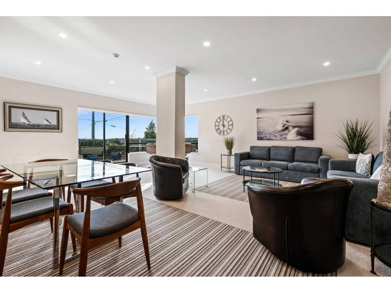 302 1250 MARTIN STREET, White Rock