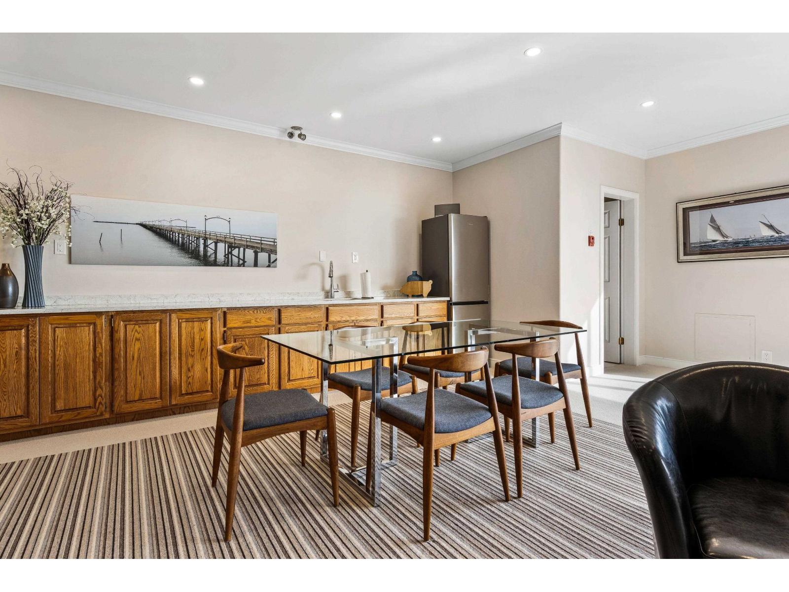 302 1250 MARTIN STREET, White Rock