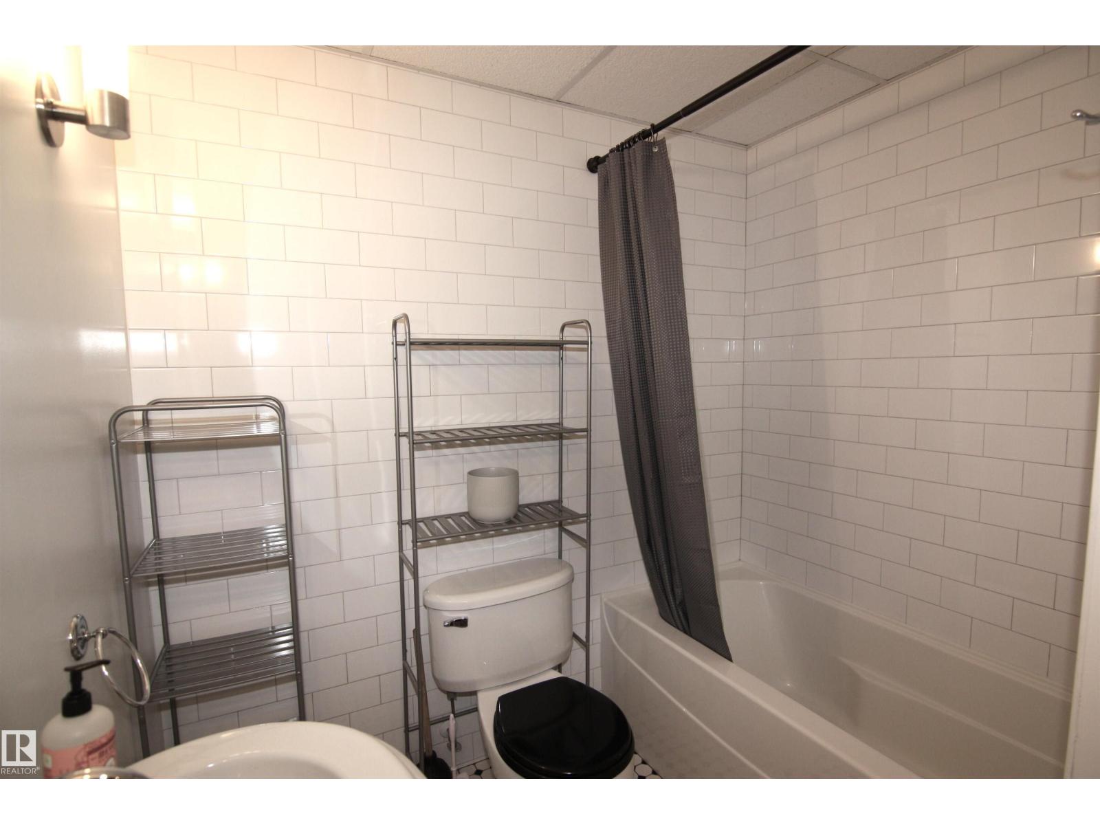 311 10134 100 ST NW - 24