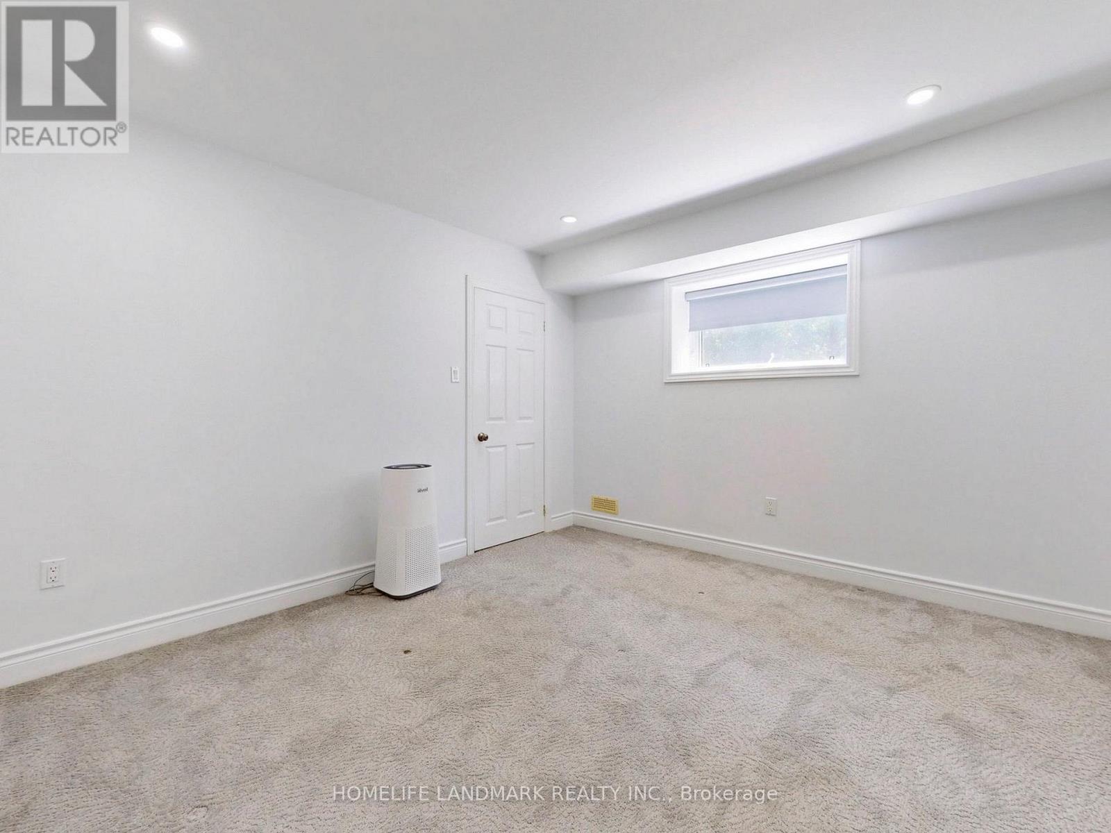 1662 LAKESHORE DRIVE - 23