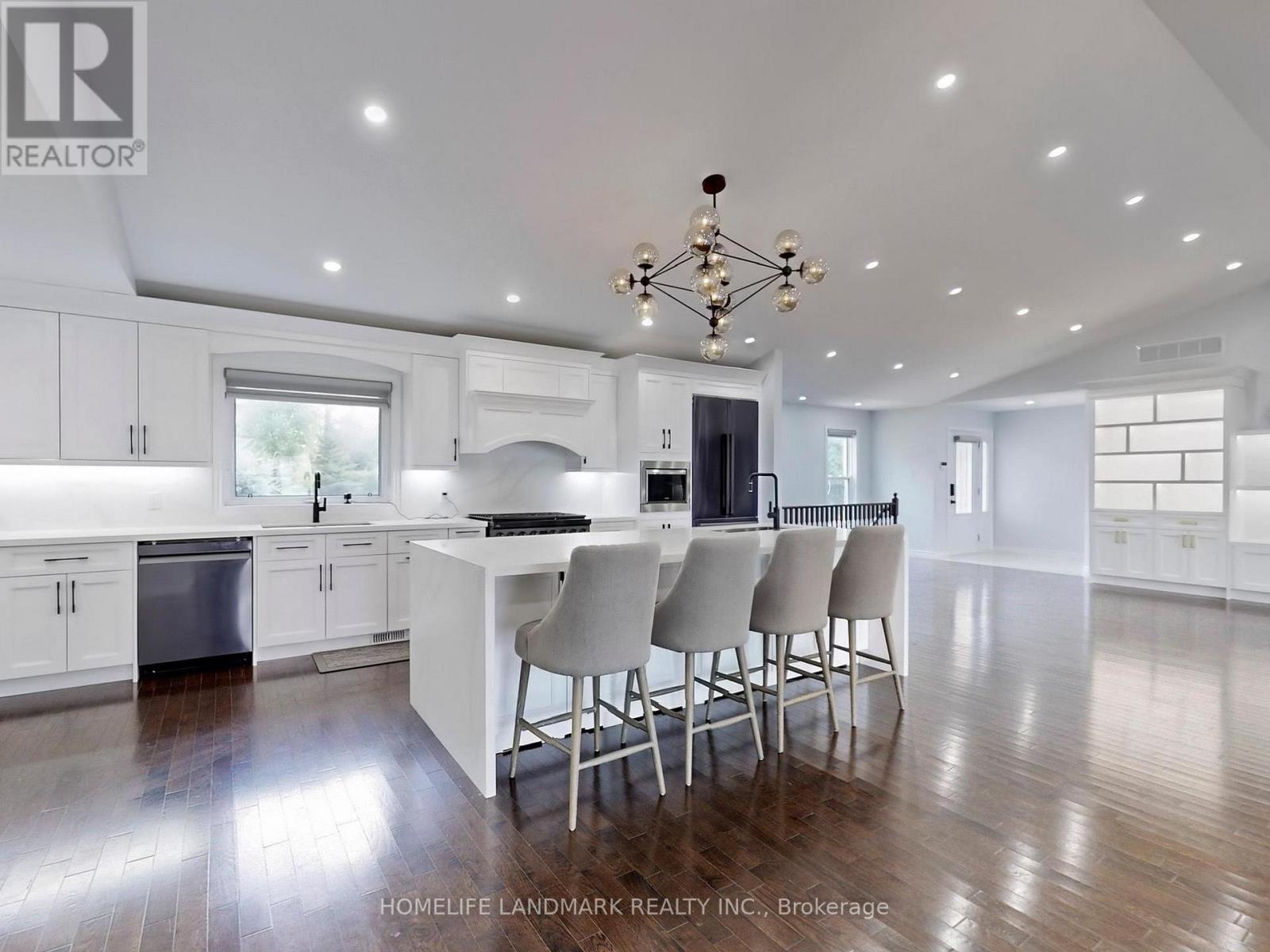 1662 LAKESHORE DRIVE - 7