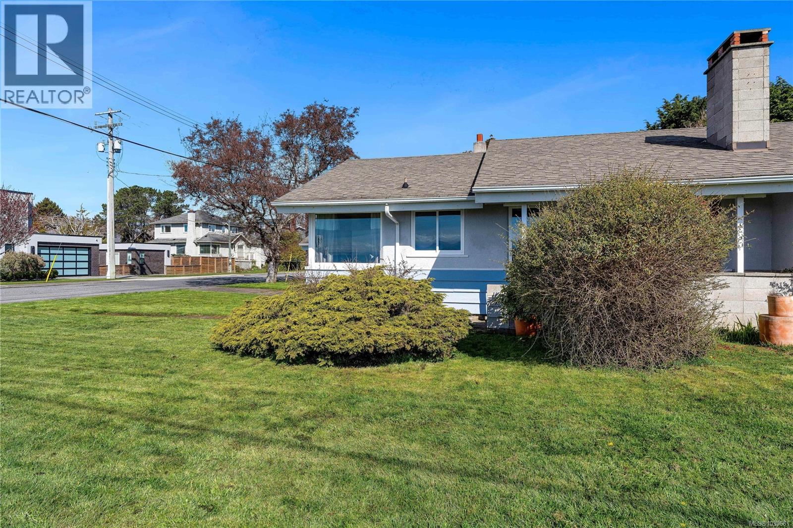 406 Beach Dr - 10