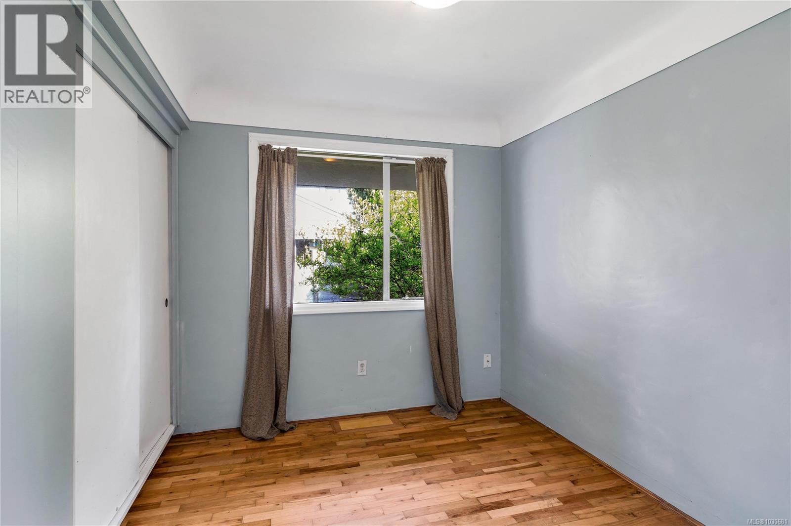 406 Beach Dr - 28