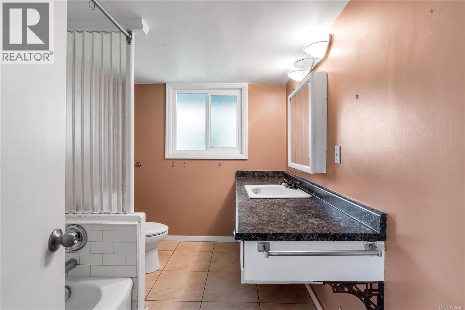 406 Beach Dr - 29