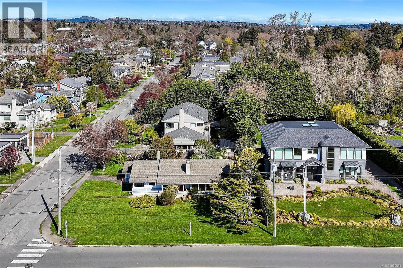 406 Beach Dr - 3