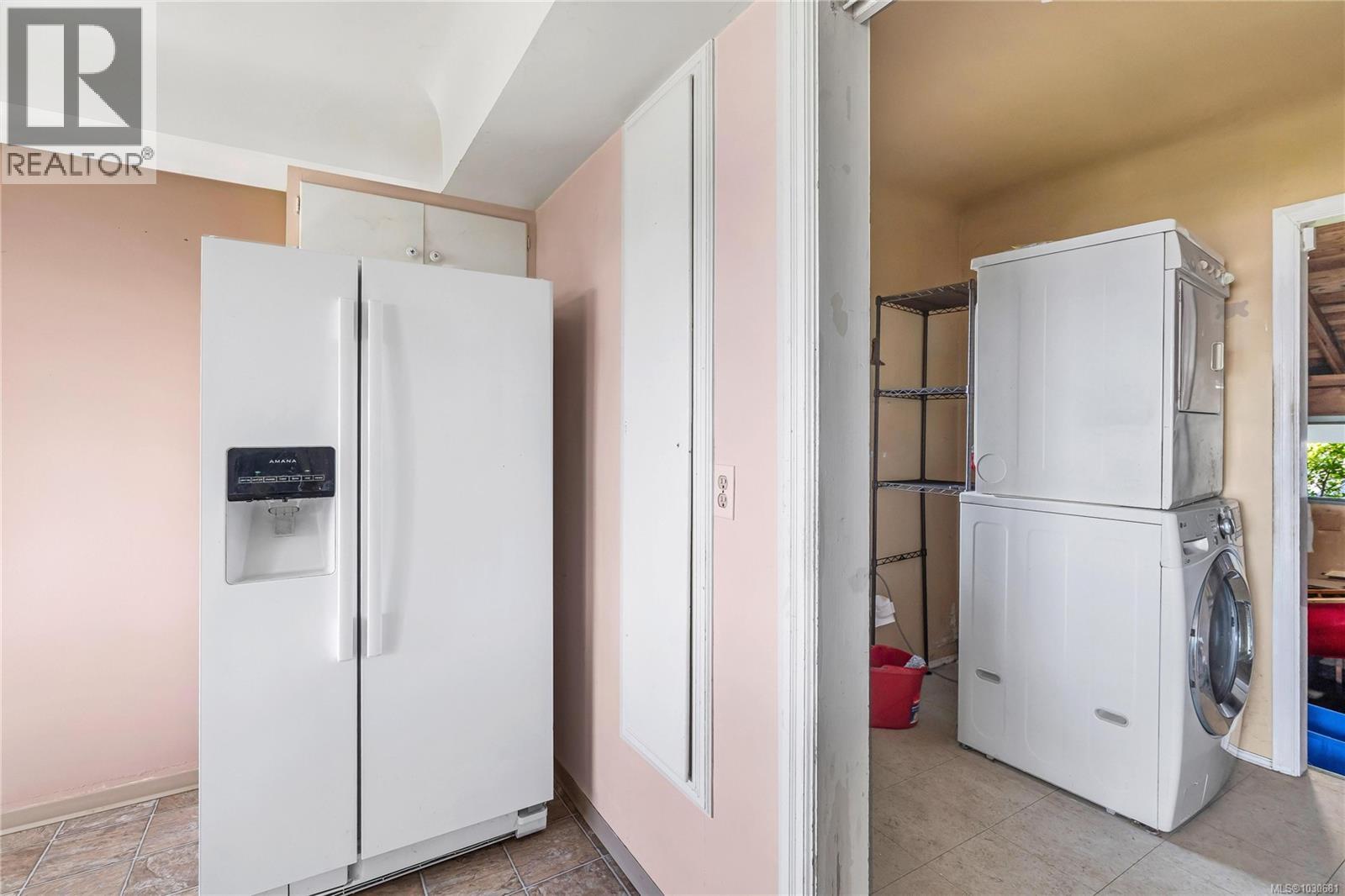 406 Beach Dr - 30