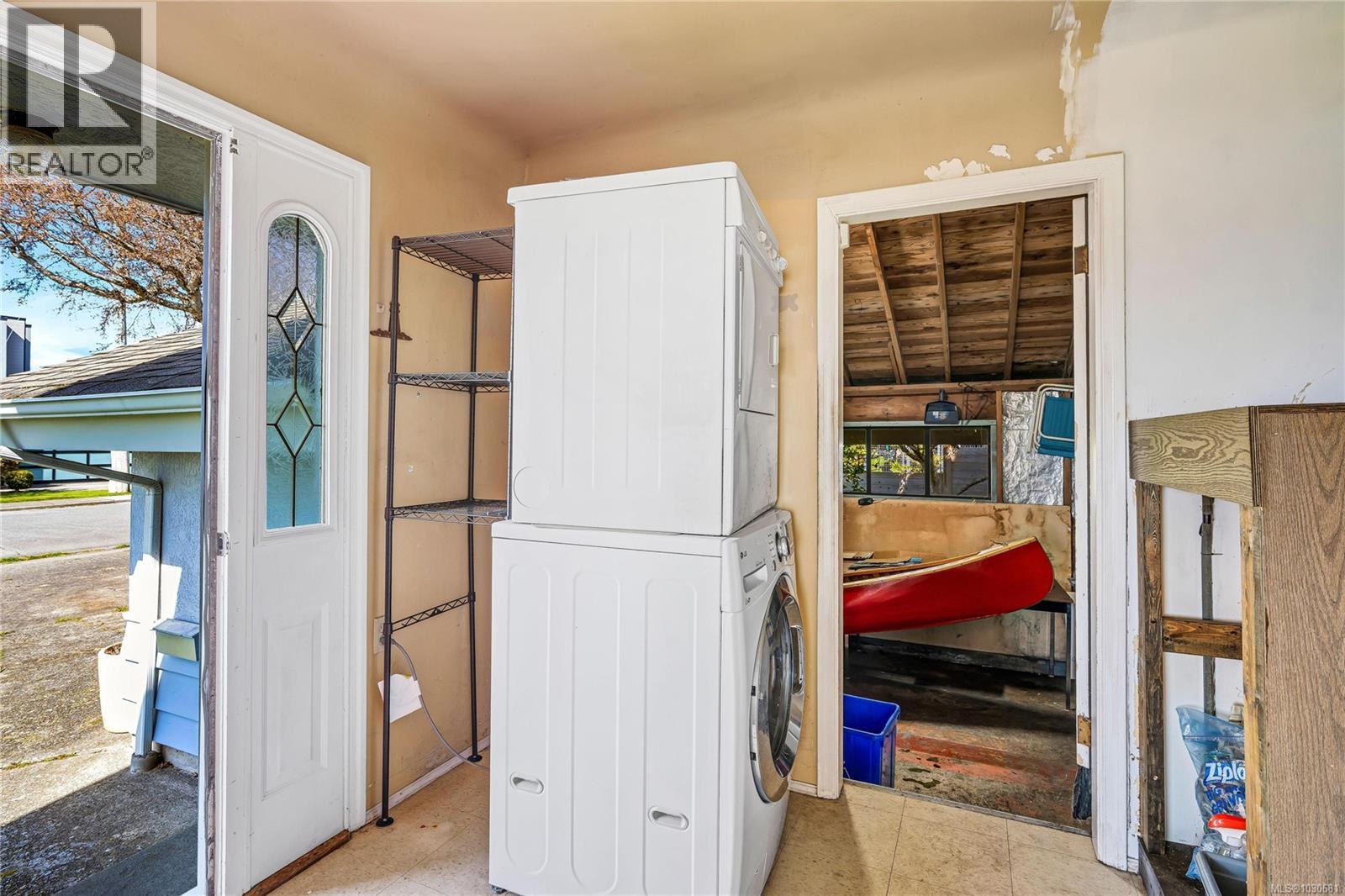 406 Beach Dr - 31