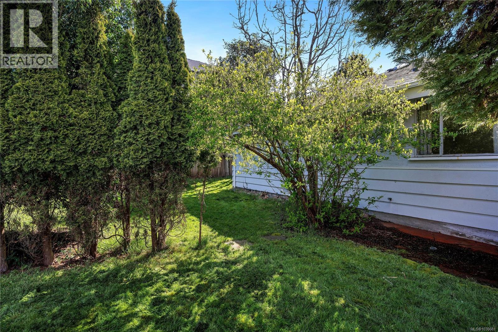 406 Beach Dr - 35