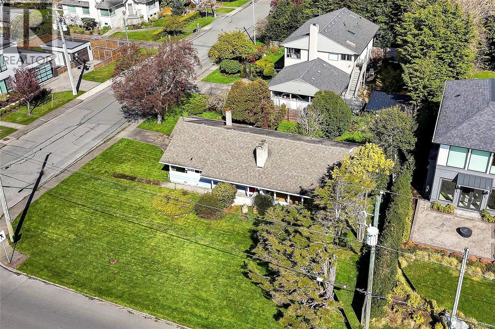 406 Beach Dr - 4