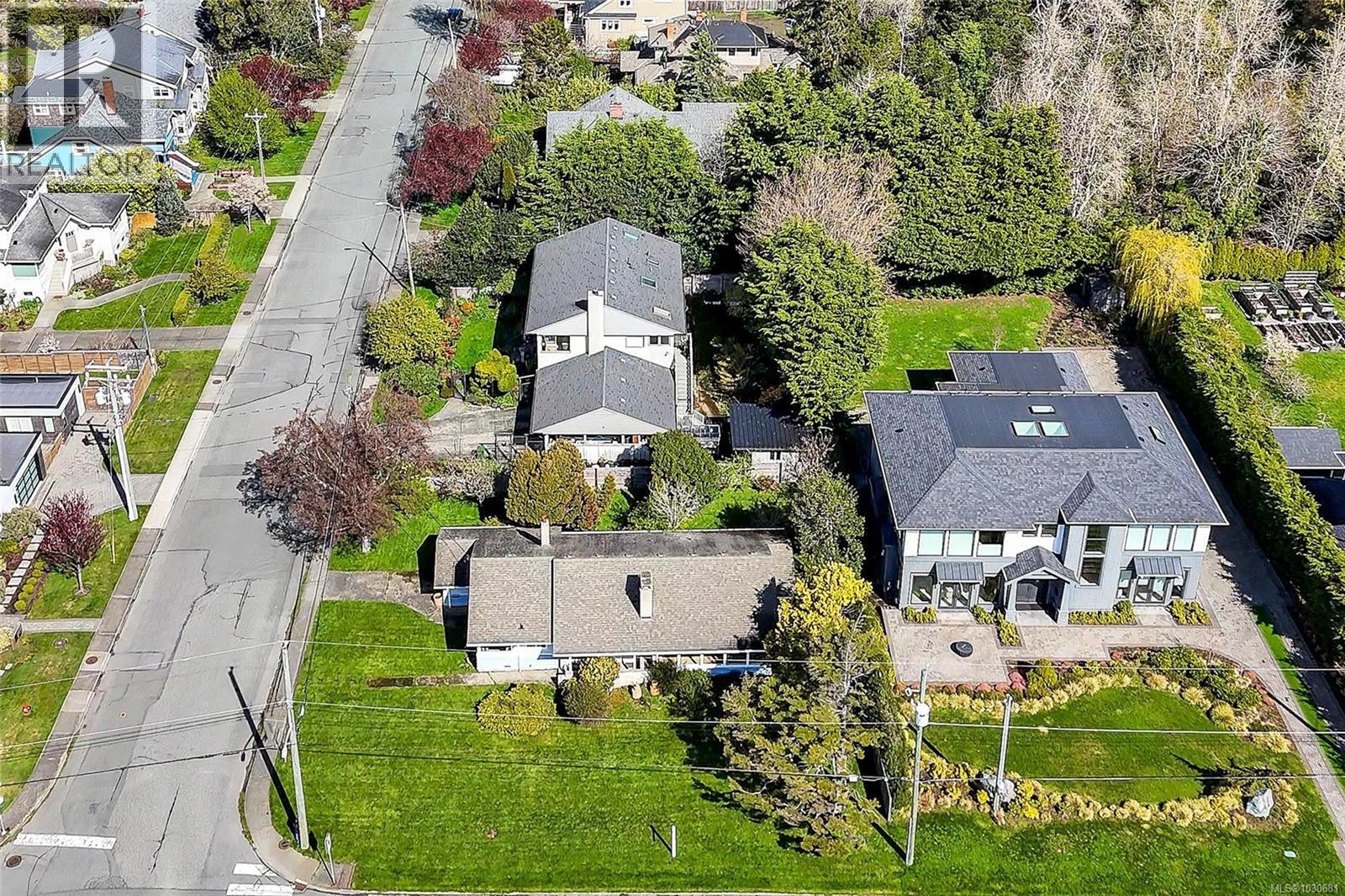 406 Beach Dr - 40