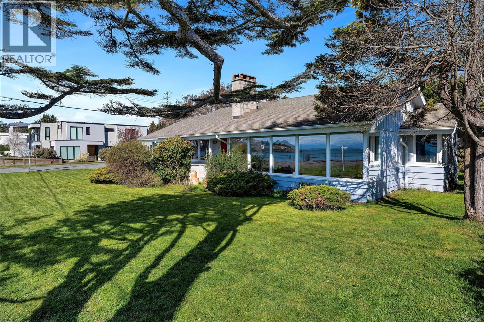 406 Beach Dr - 6