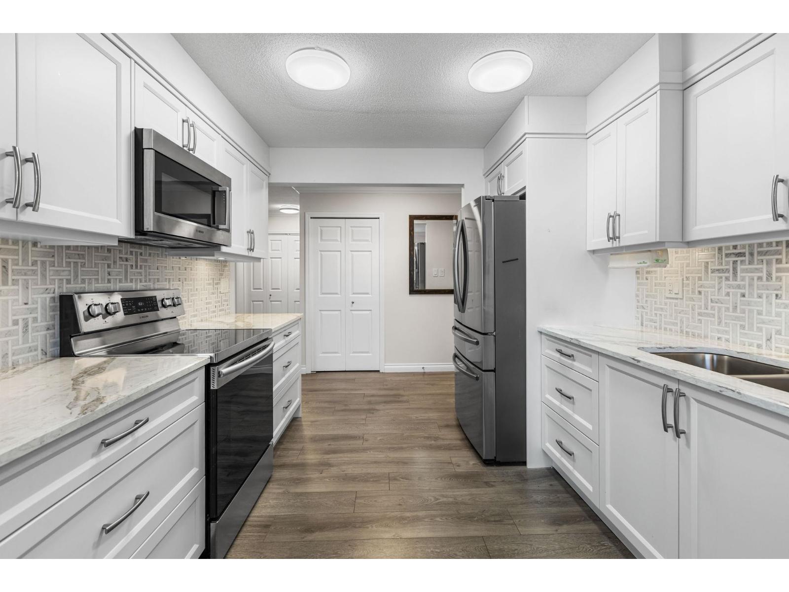 228 32853 LANDEAU PLACE, Abbotsford