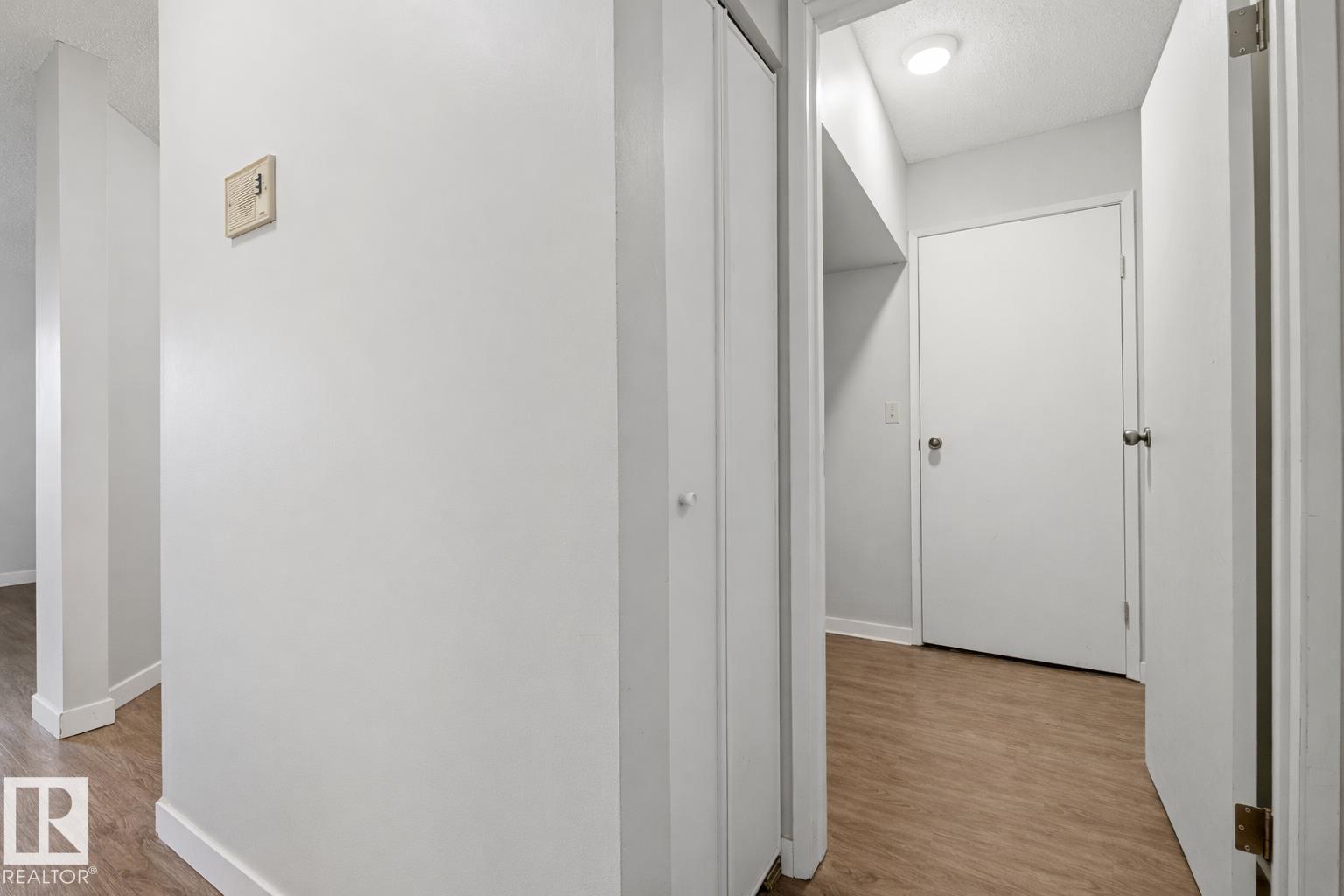 #302 6204 180 ST NW - 10