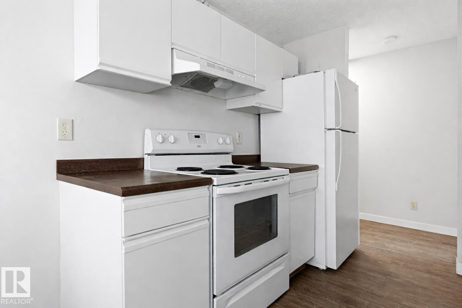 #302 6204 180 ST NW - 12