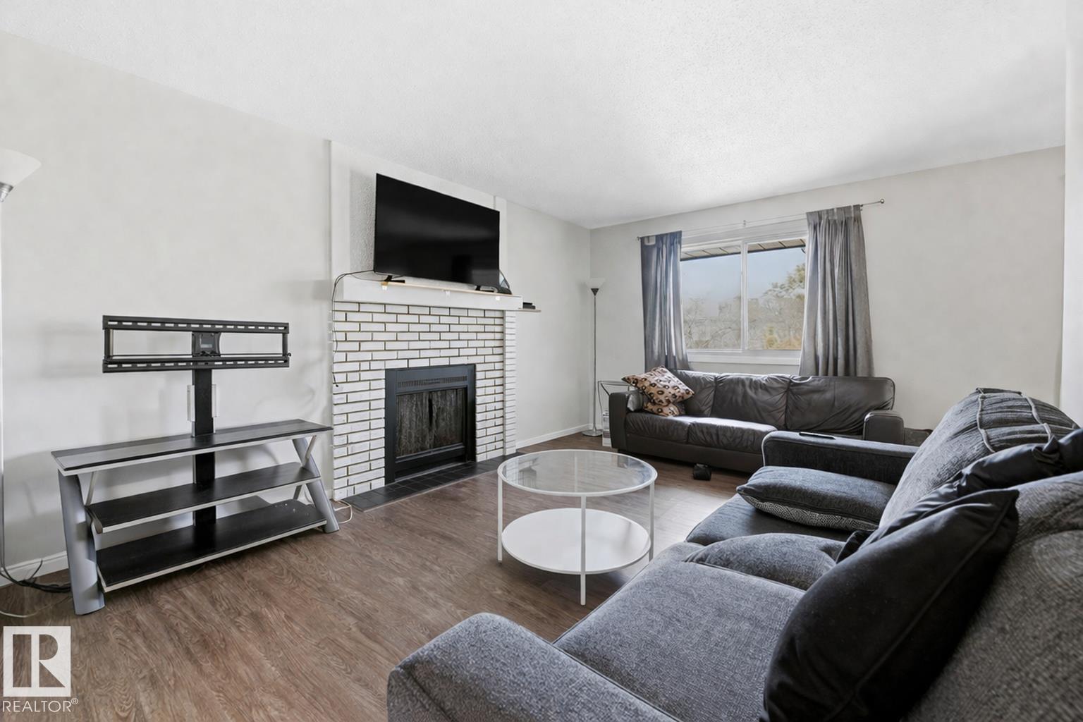 #302 6204 180 ST NW - 20