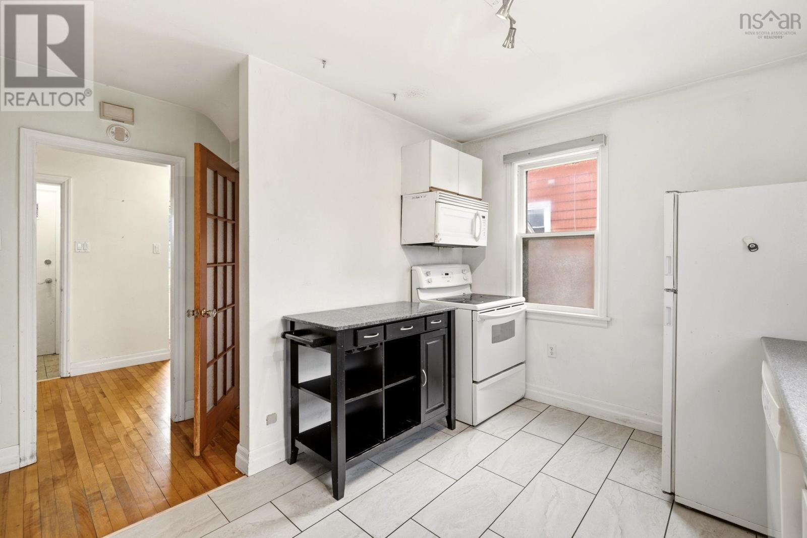 Property 13 of 29 of 3486 St Andrews Avenue