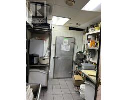 1-134 - 100 City Centre Drive, Mississauga, ON L5B2C9 Photo 7