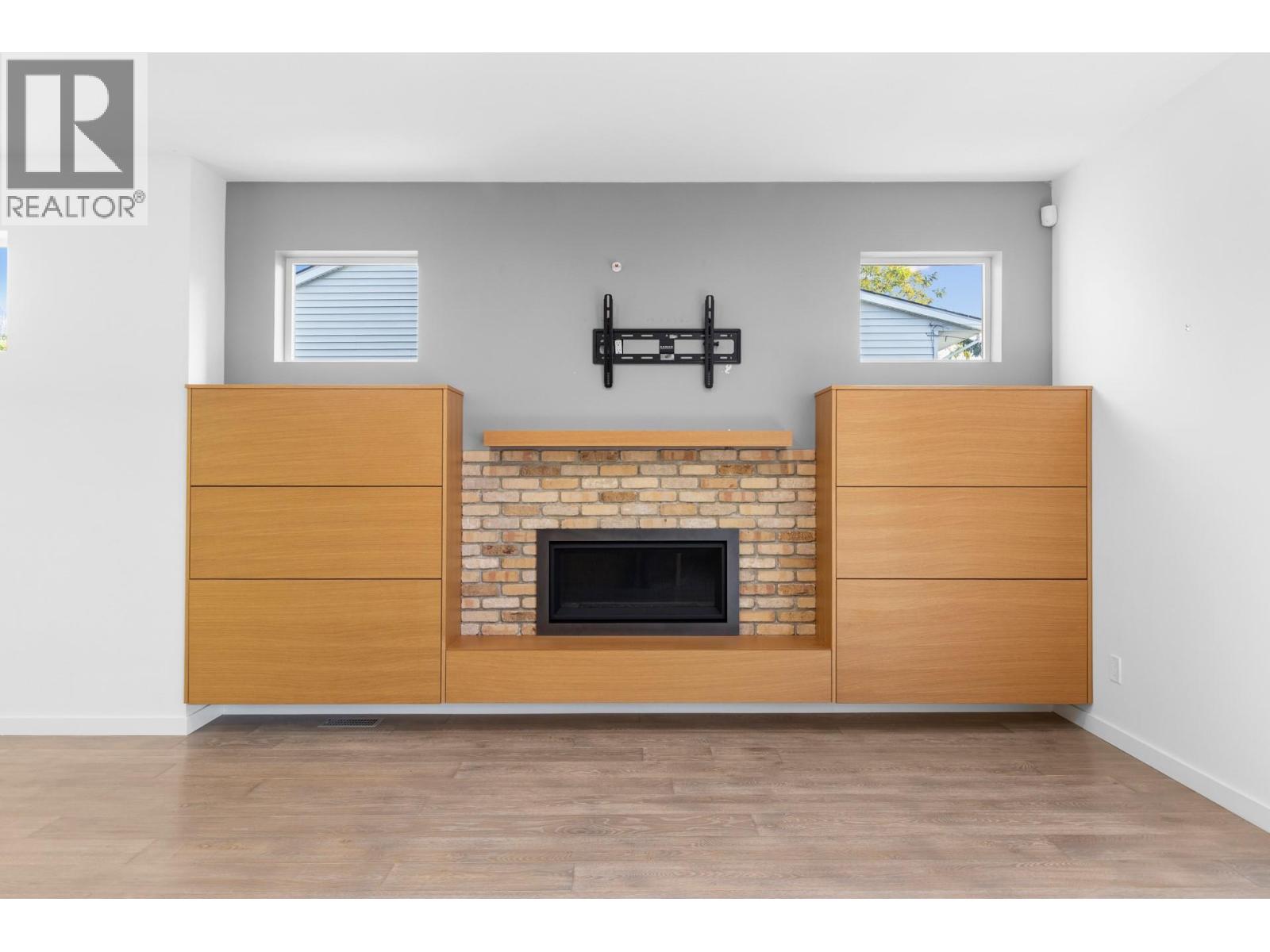 443 Christleton Avenue, Kelowna