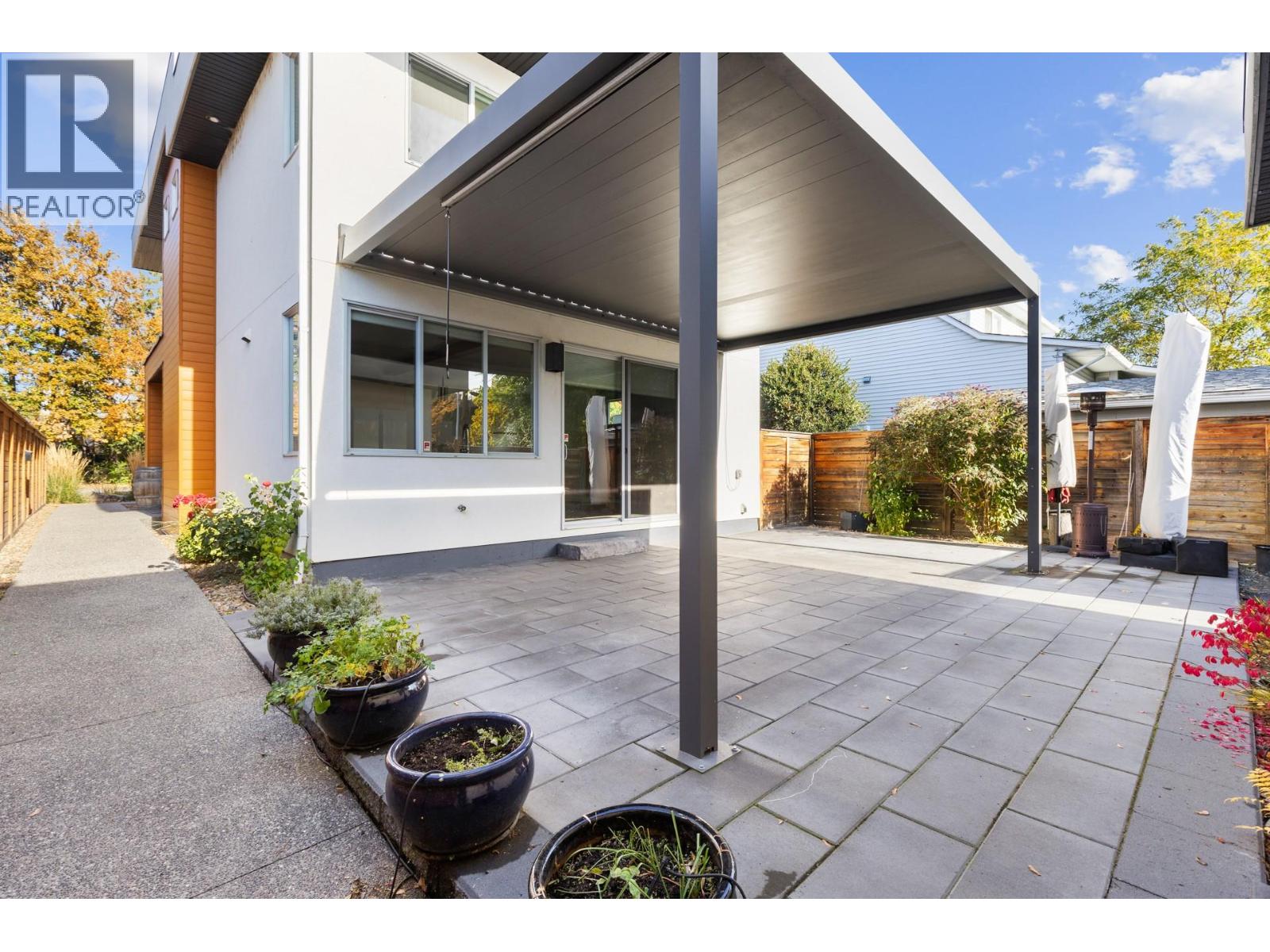 443 Christleton Avenue, Kelowna