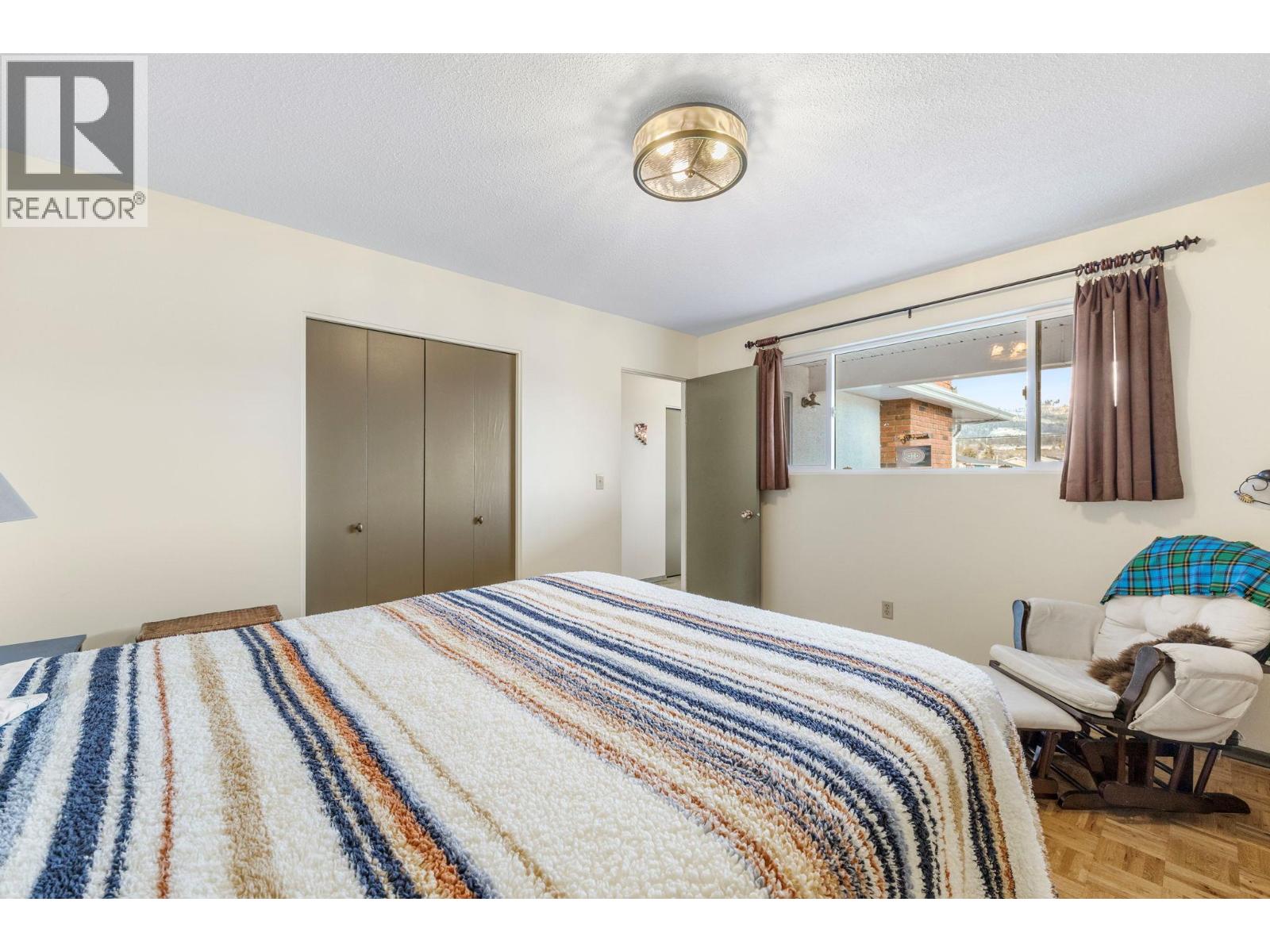  2429 Gosset Road, West Kelowna