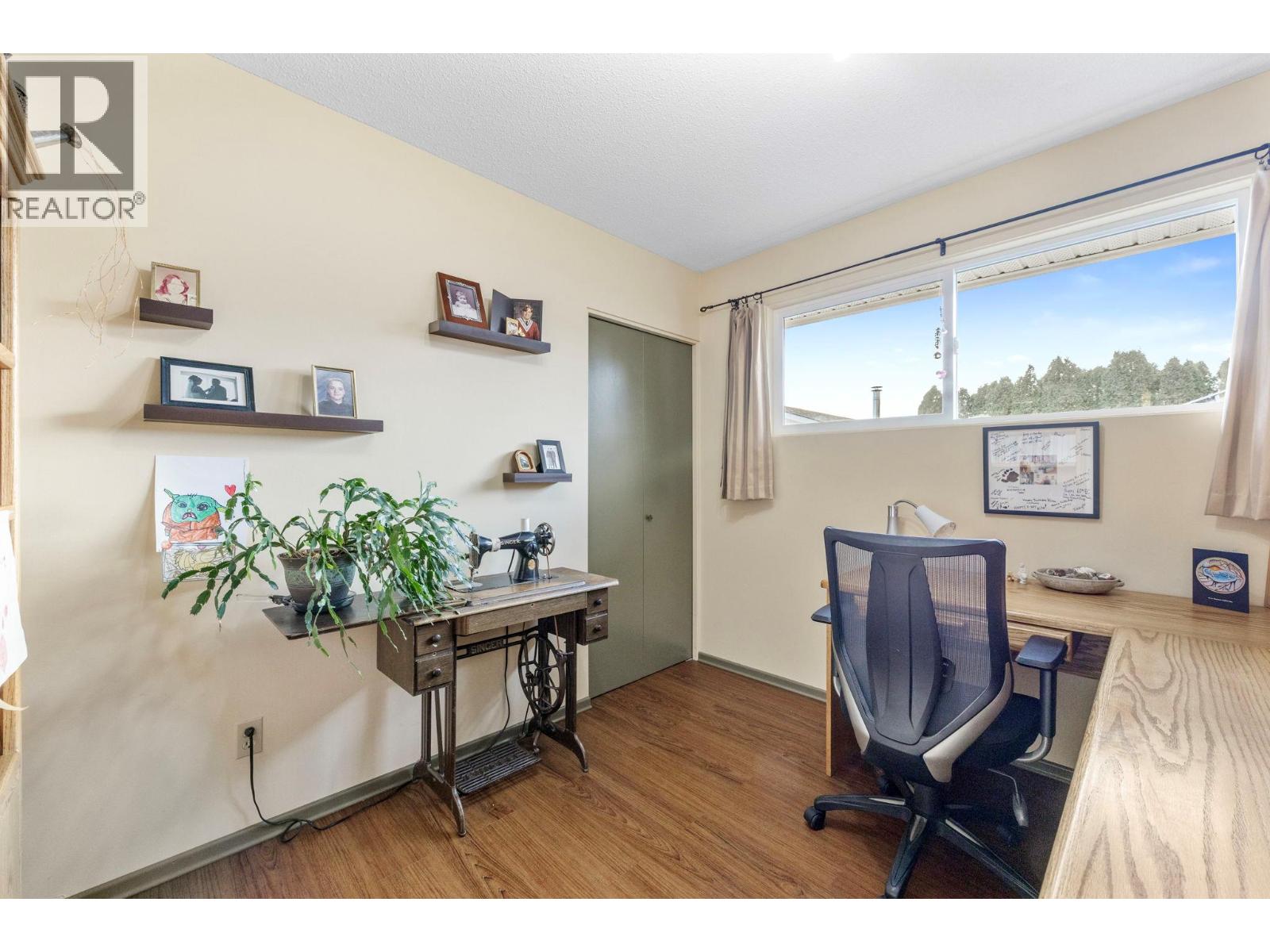  2429 Gosset Road, West Kelowna