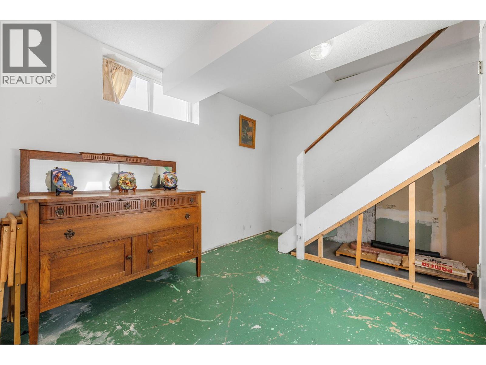  2429 Gosset Road, West Kelowna