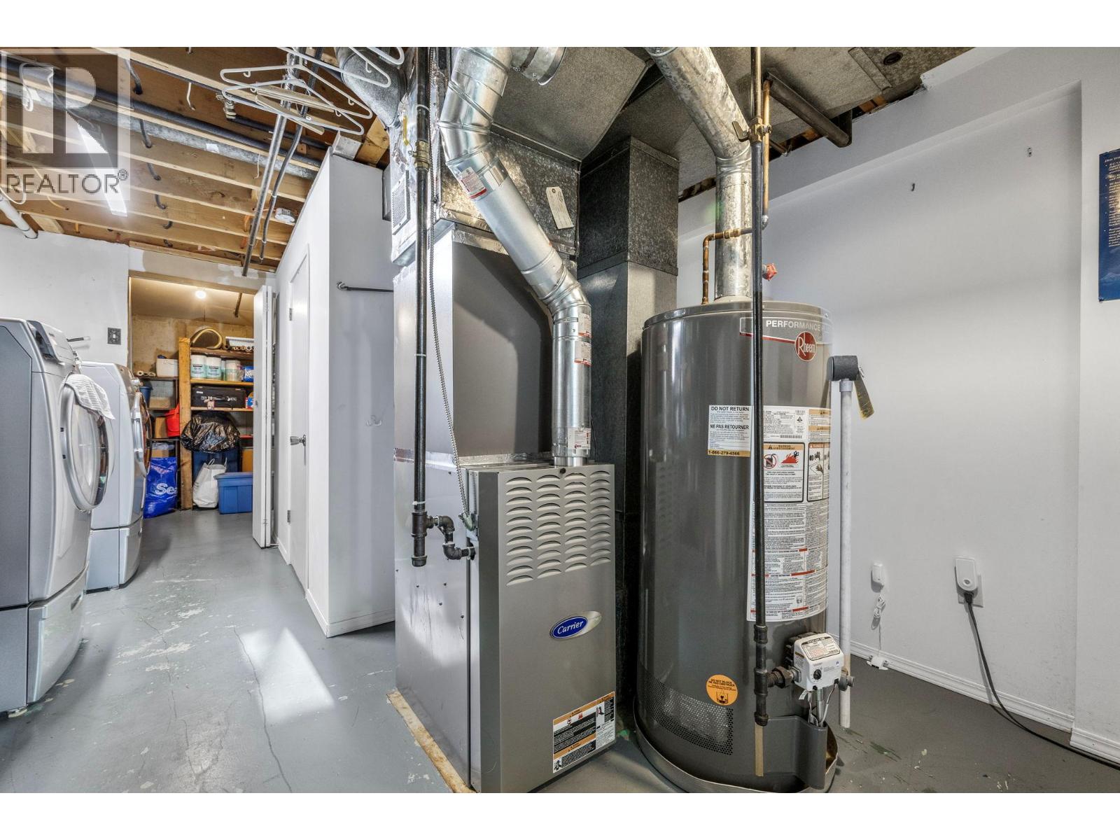  2429 Gosset Road, West Kelowna