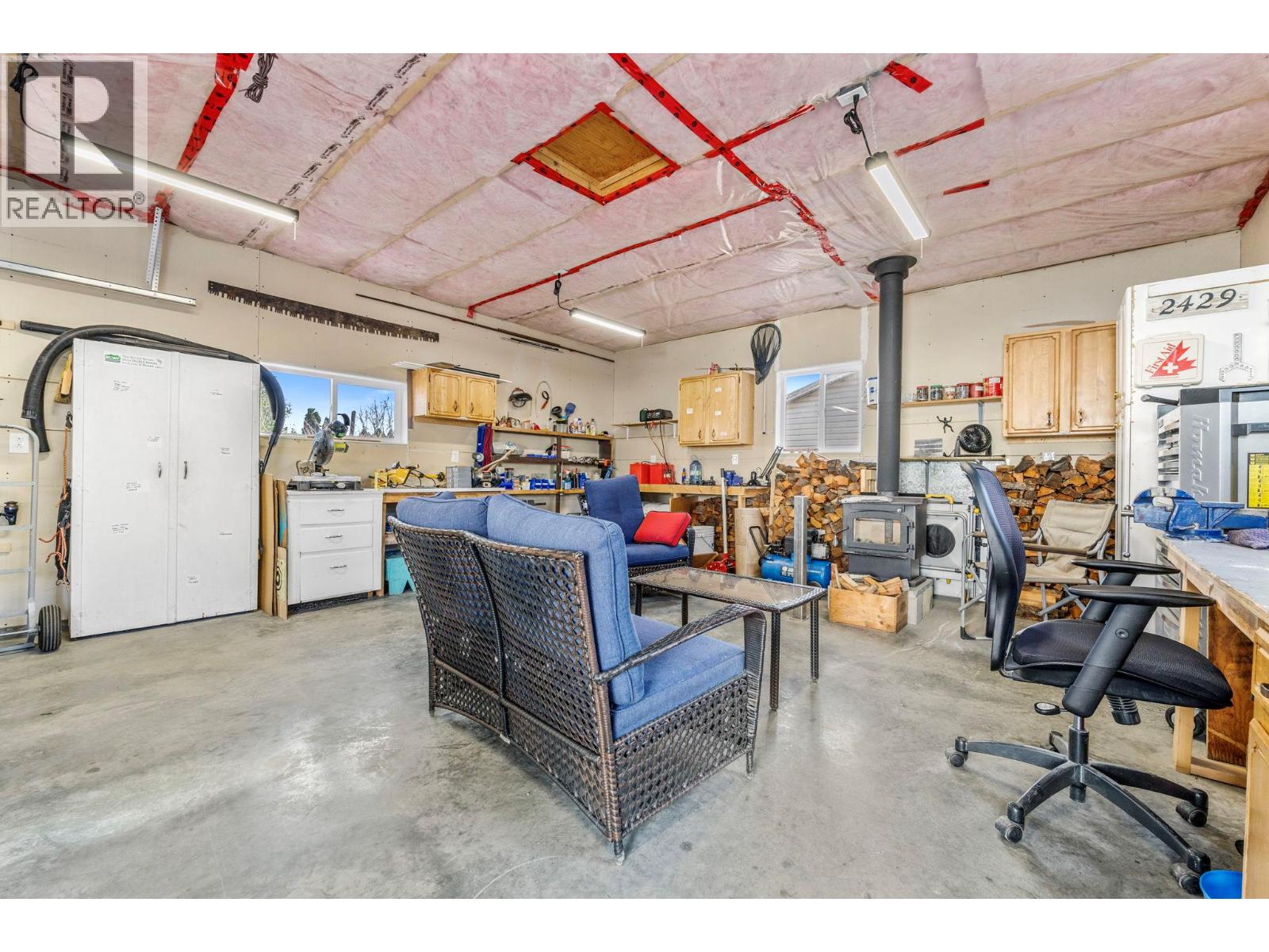 2429 Gosset Road - 40