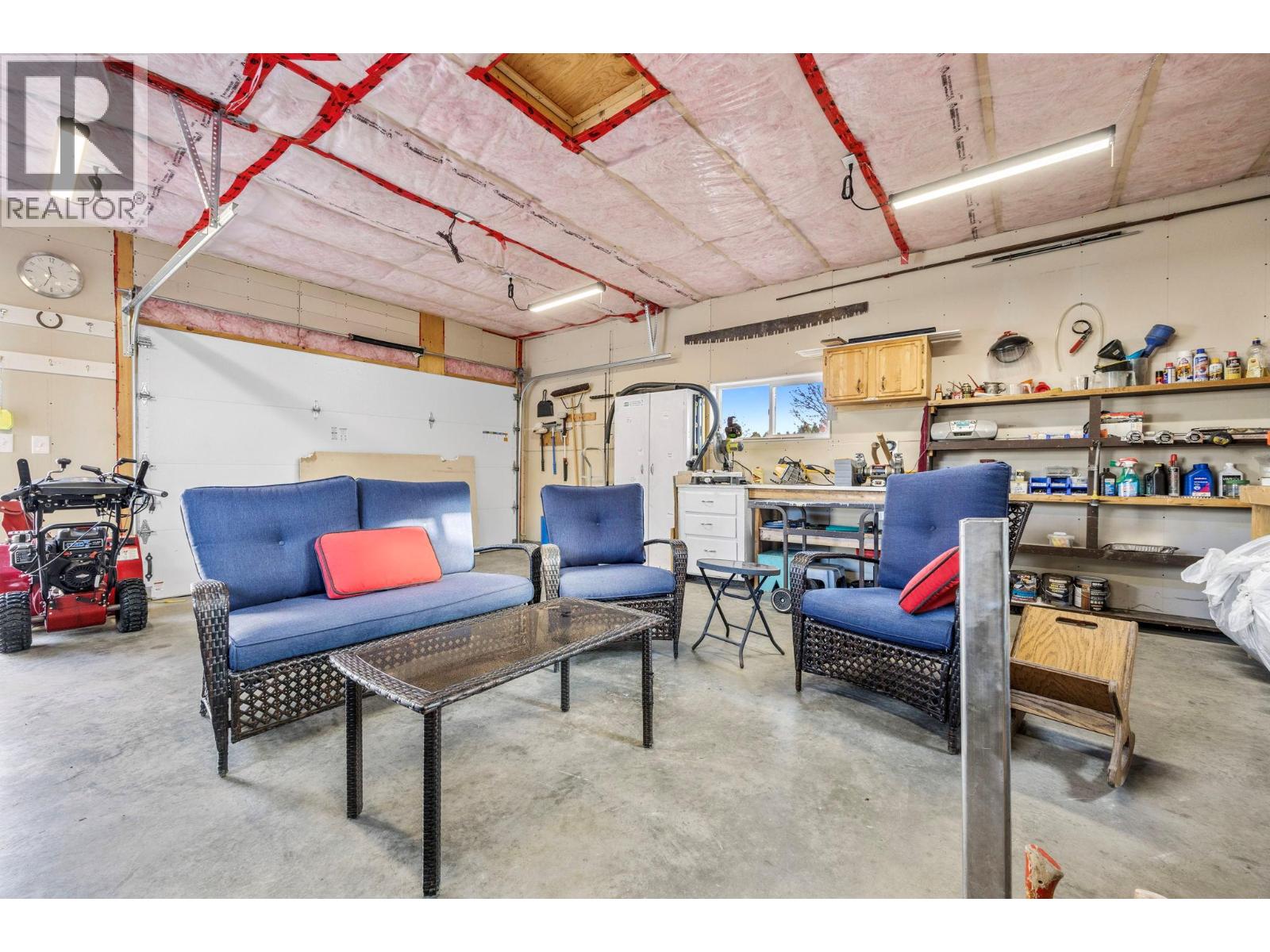  2429 Gosset Road, West Kelowna