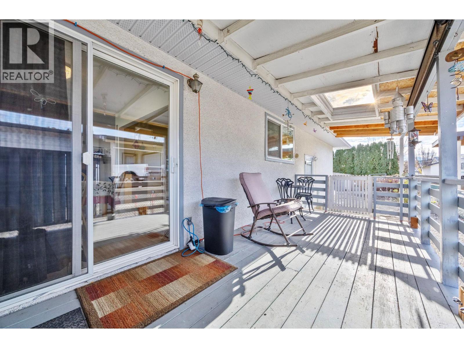  2429 Gosset Road, West Kelowna