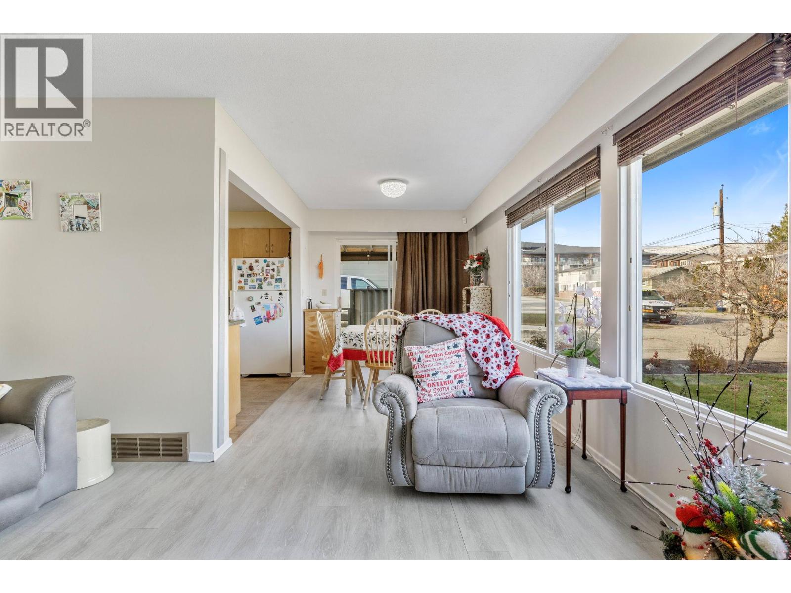  2429 Gosset Road, West Kelowna