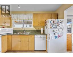 2429 Gosset Road, West Kelowna, BC V4T1P4 Photo 13