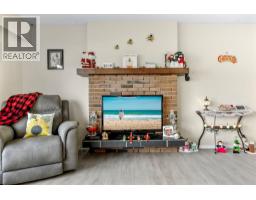 Bedroom - 2429 Gosset Road, West Kelowna, BC V4T1P4 Photo 9