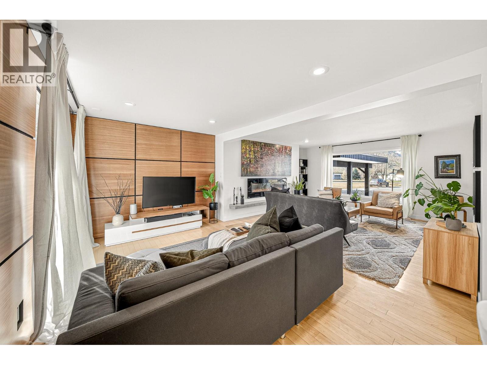  37 PARK Crescent, Fernie