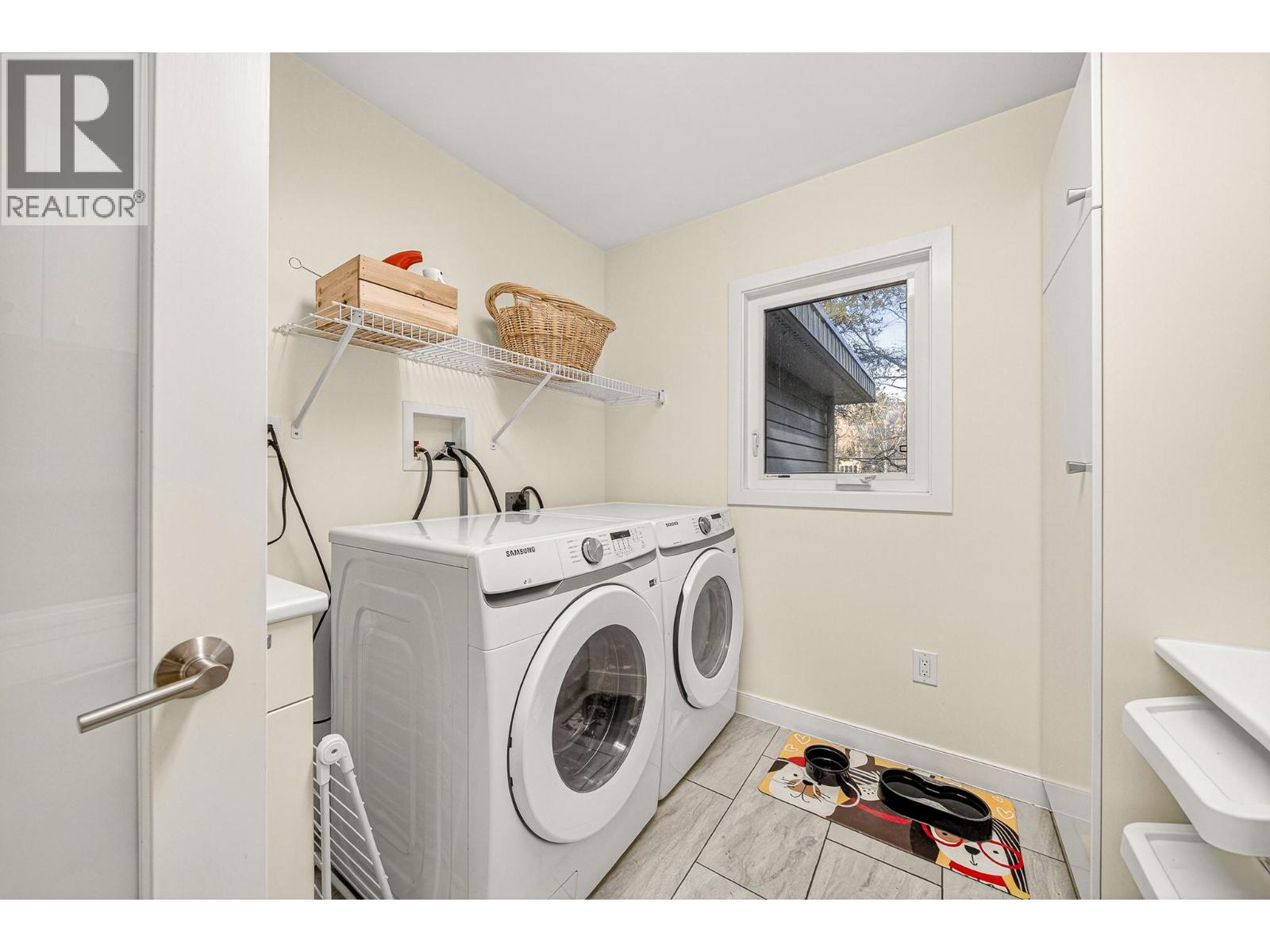  37 PARK Crescent, Fernie